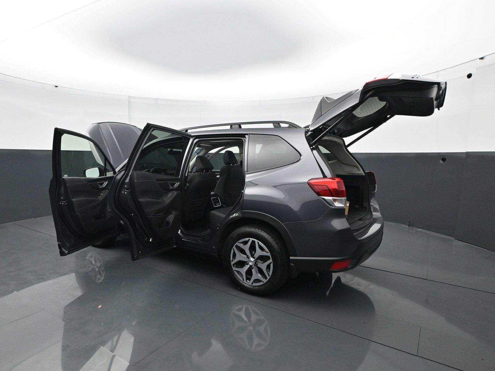Used 2024 Subaru Forester Premium AWD/4WD image 31