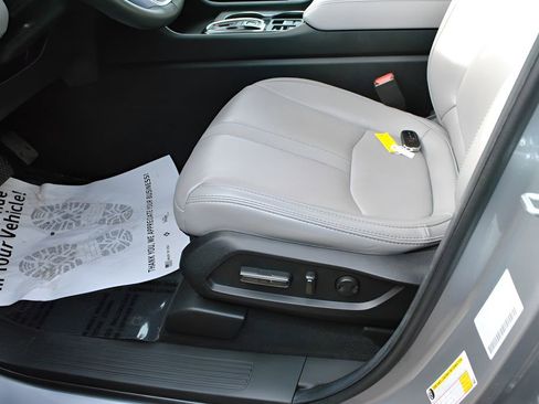 Certified 2025 Honda Pilot EX-L image 26