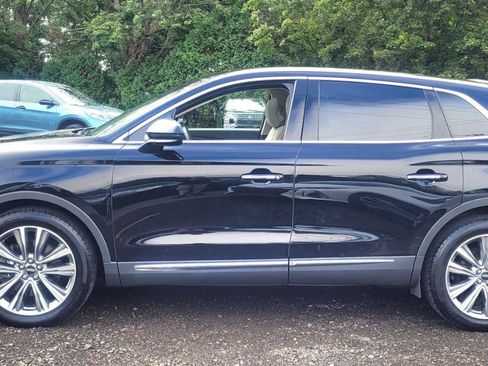 Used 2017 Lincoln MKX Reserve AWD/4WD image 5