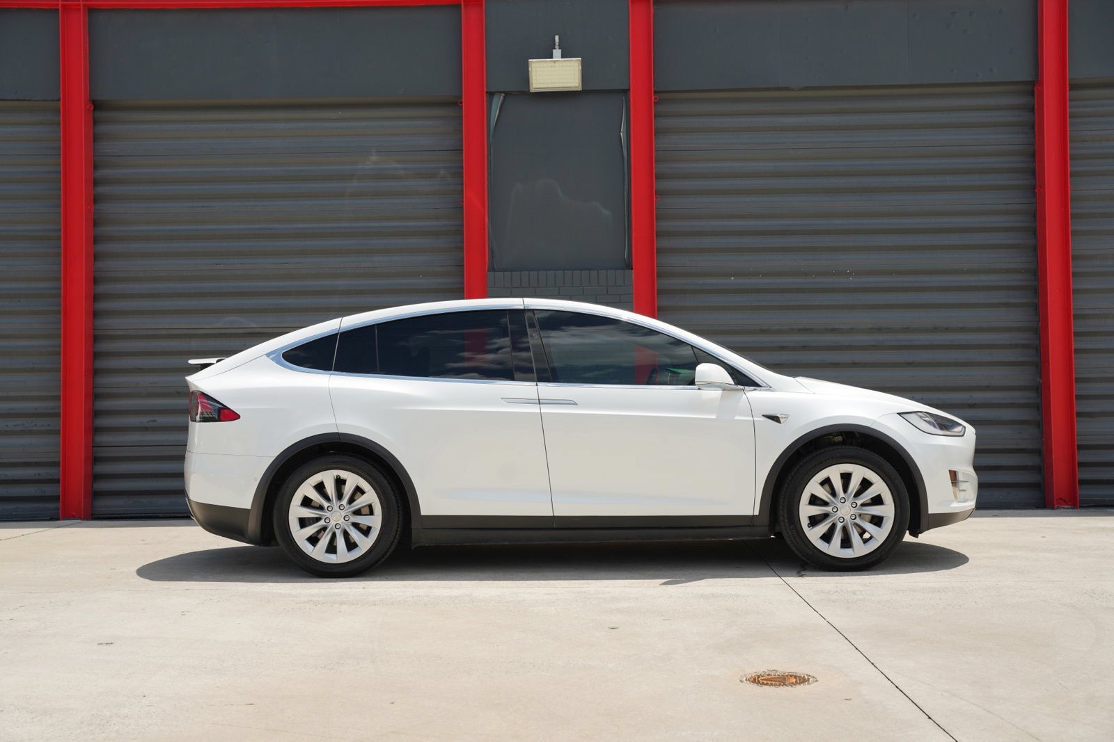 Used 2020 Tesla Model X Long Range AWD/4WD image 6