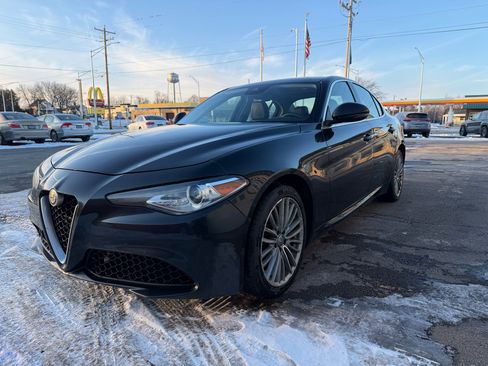 Used 2017 Alfa Romeo Giulia Ti w/ TI Lusso Package image 7