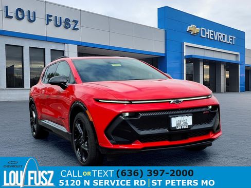 Used 2024 Chevrolet Equinox EV RS w/ LPO, Active Package FWD image 1