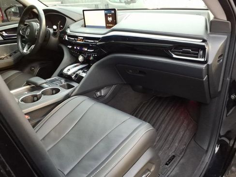 Used 2023 Acura MDX SH-AWD w/ Technology Package image 9