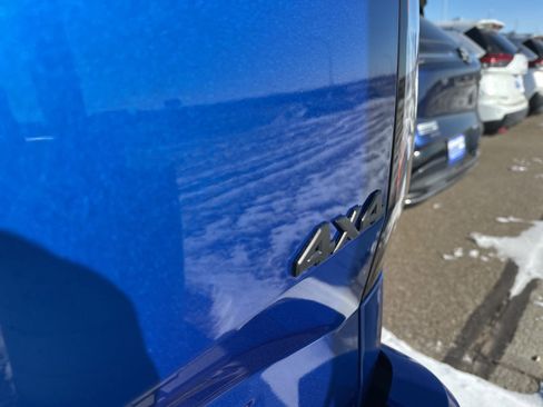 Used 2026 Nissan Frontier SV w/ All-Weather Content Package image 8