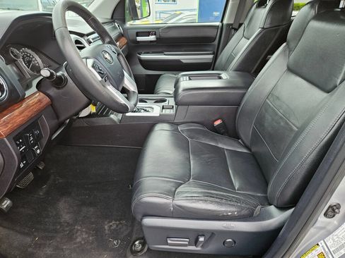 Used 2014 Toyota Tundra Limited w/ Limited Premium Package AWD/4WD image 14