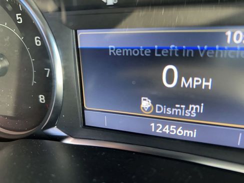 Used 2025 Chevrolet Blazer LT image 9