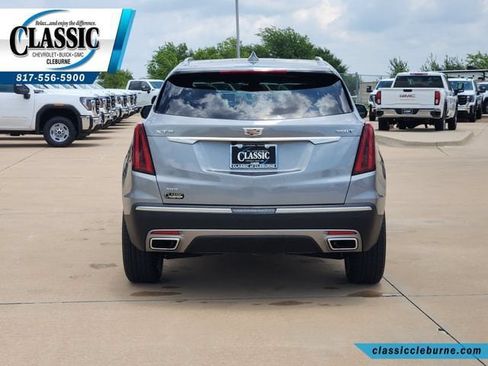 Used 2025 Cadillac XT5 Premium Luxury AWD/4WD image 9