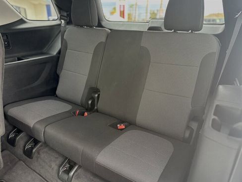 Used 2020 Chevrolet Traverse LT image 5