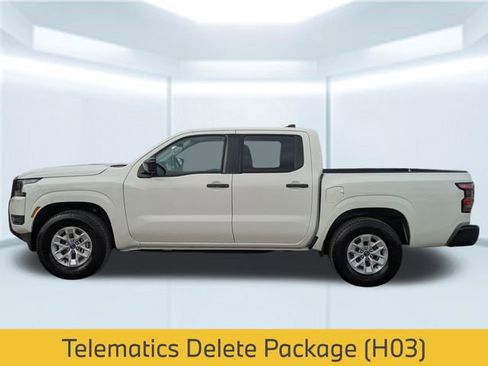 Used 2025 Nissan Frontier S RWD image 2