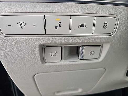 Used 2020 Hyundai Palisade Limited image 16