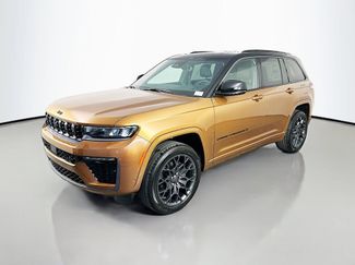 New 2026 Jeep Grand Cherokee Summit w/ Obsidian Package AWD/4WD video 3
