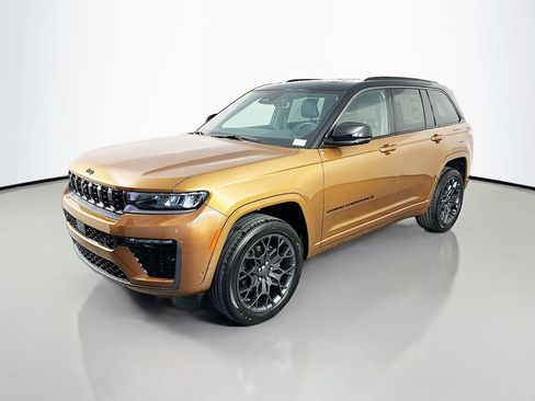 New 2026 Jeep Grand Cherokee Summit w/ Obsidian Package AWD/4WD image 3