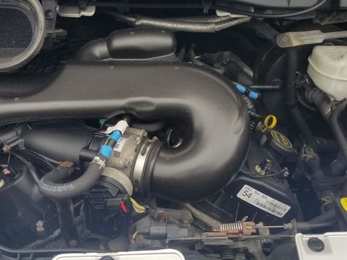 Used 2016 Ford Transit 250 130 Low Roof RWD image 20