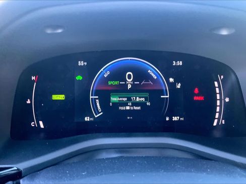 Used 2026 Toyota Camry SE image 22