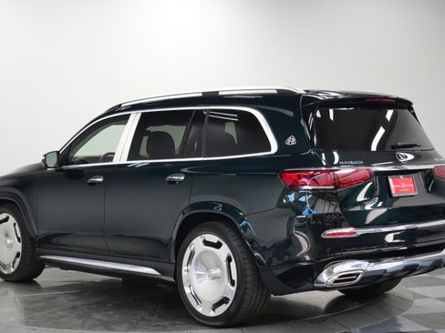 Used 2022 Mercedes-Benz Maybach GLS 600 4MATIC image 7