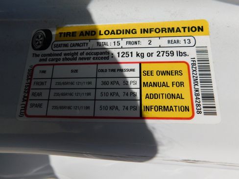 Used 2018 Ford Transit 350 XL RWD image 11