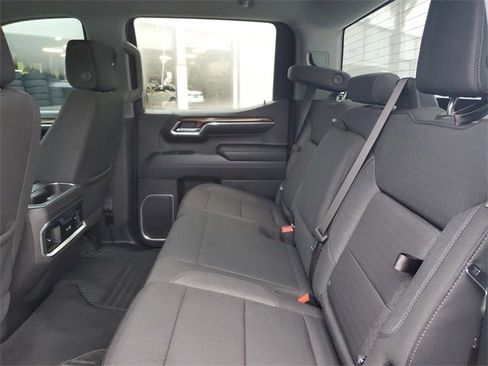 Used 2023 GMC Sierra 1500 Elevation image 12