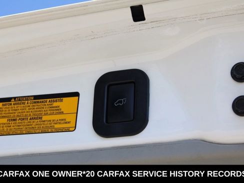 Used 2014 Toyota Sienna XLE w/ XLE Premium Package FWD image 11