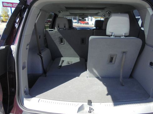 Used 2018 GMC Acadia SLT image 9