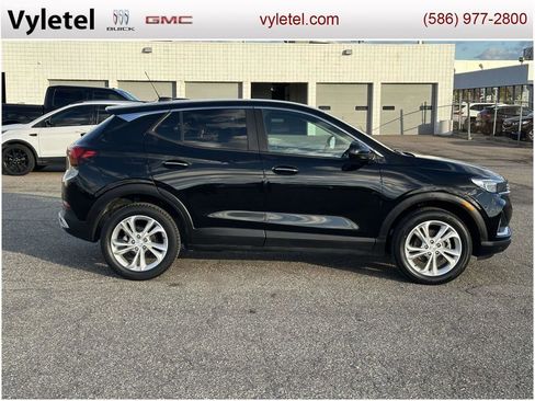 Used 2023 Buick Encore GX Preferred w/ Cold Weather Comfort Package image 1