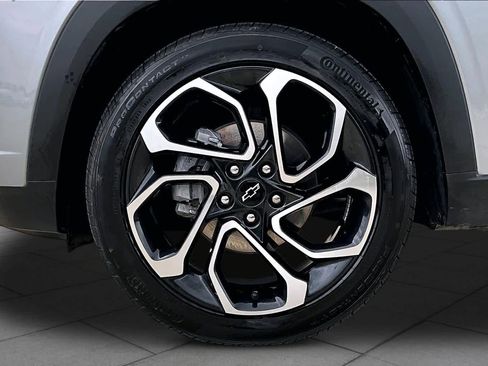 Used 2025 Chevrolet Trax RS w/ Driver Confidence Package FWD image 10
