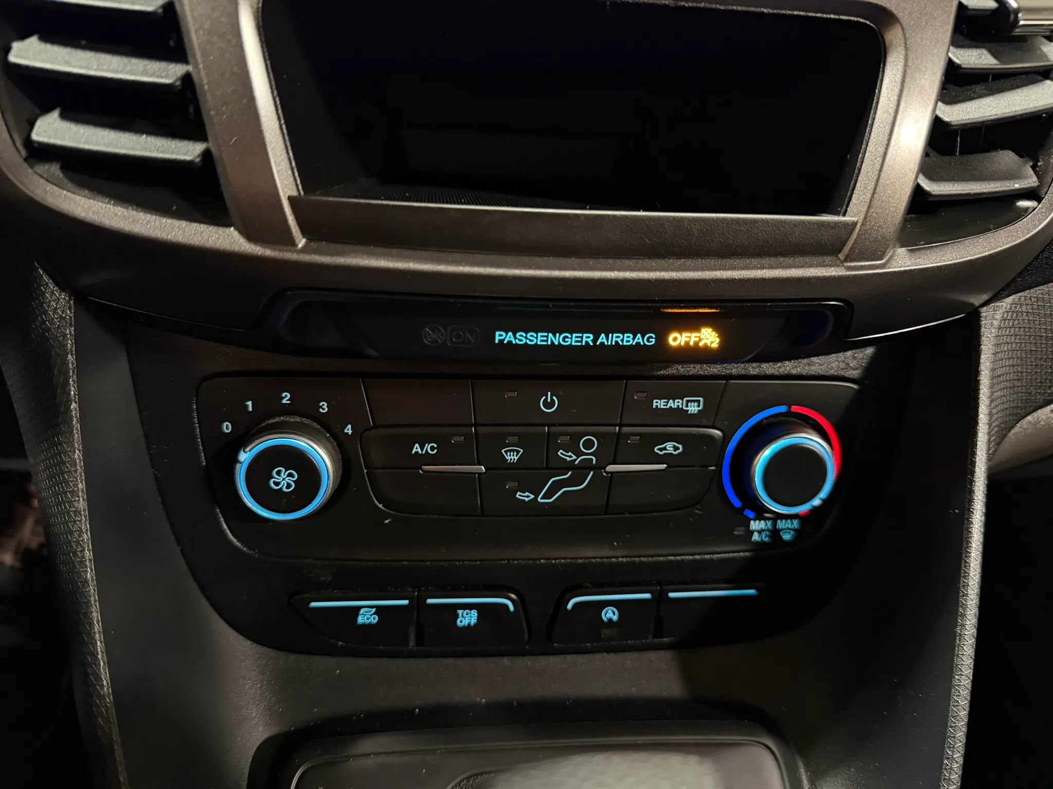 Used 2022 Ford Transit Connect XL FWD image 47