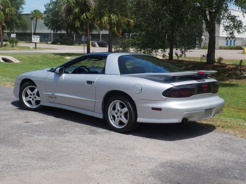 Used 1997 Pontiac Firebird Trans Am RWD image 18