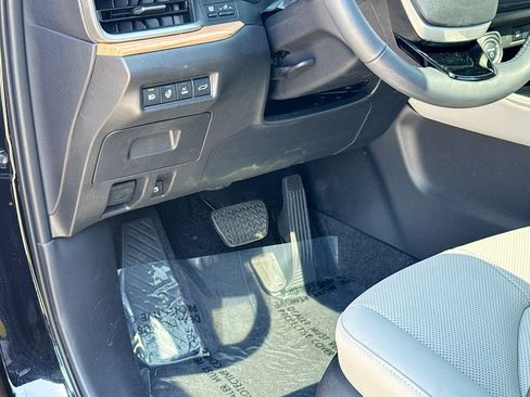 Used 2025 Toyota Grand Highlander AWD Hybrid image 17