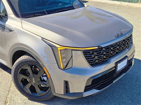 New 2026 Kia Sorento SX Prestige image 3