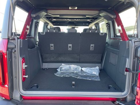 New 2025 Ford Bronco 4-Door AWD/4WD image 21