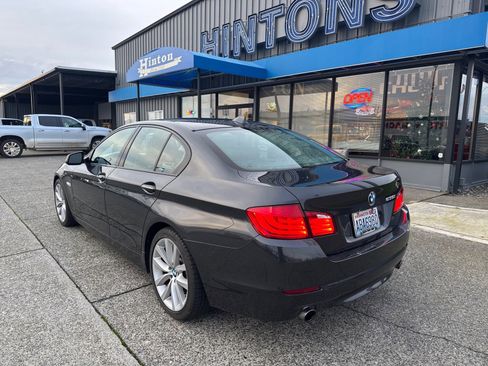 Used 2011 BMW 535i Sedan image 3