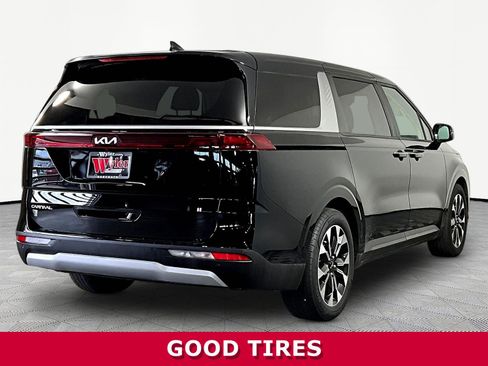 Certified 2024 Kia Carnival EX FWD image 6