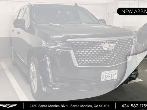 Used 2021 Cadillac Escalade Luxury AWD/4WD image 1