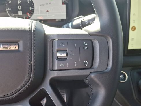 Used 2023 Land Rover Defender 130 X AWD/4WD image 22