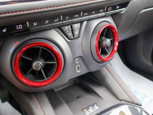 Certified 2025 Chevrolet Blazer RS FWD image 19