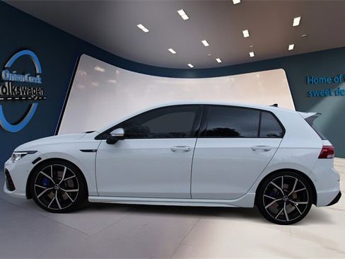 Used 2024 Volkswagen Golf R image 8