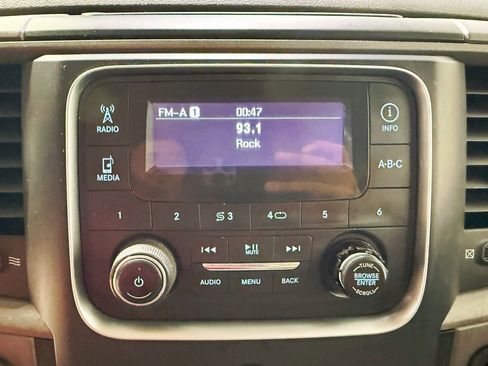 Used 2017 RAM 2500 Tradesman w/ Power & Remote Entry Group image 16