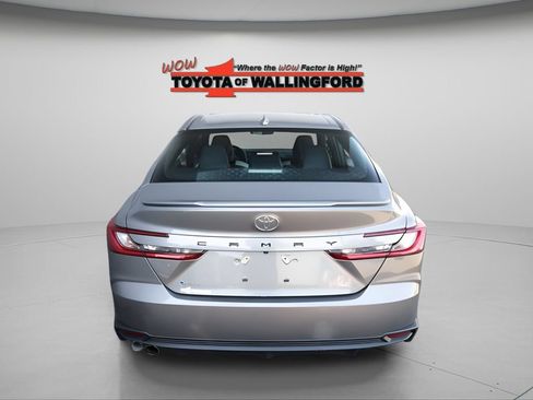 Used 2025 Toyota Camry SE FWD image 10