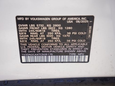 Used 2026 Volkswagen Atlas SE FWD image 8