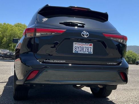 Used 2021 Toyota Highlander Limited FWD image 53