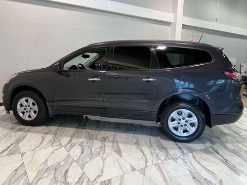 Used 2017 Chevrolet Traverse LS image 9
