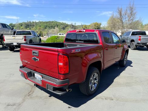 Used 2019 Chevrolet Colorado Z71 image 6
