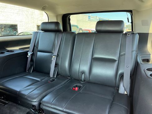 Used 2012 GMC Yukon XL Denali AWD/4WD image 18