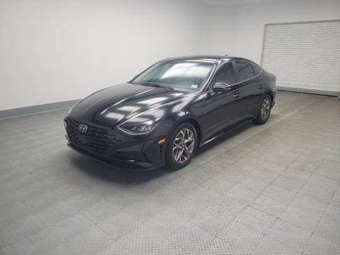 Used 2021 Hyundai Sonata SEL FWD image 2