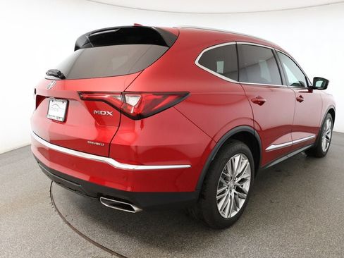 Used 2024 Acura MDX SH-AWD w/ Advance Package image 4