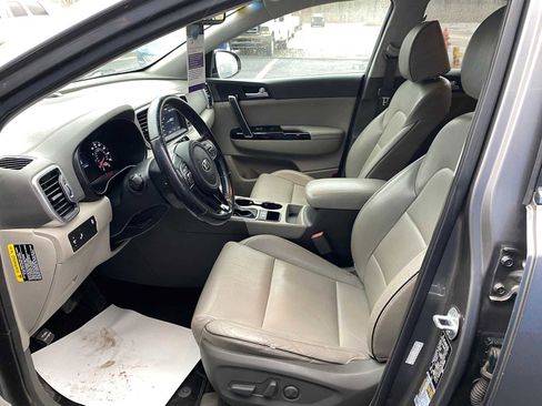 Used 2018 Kia Sportage EX w/ EX Sport Appearance Package image 10