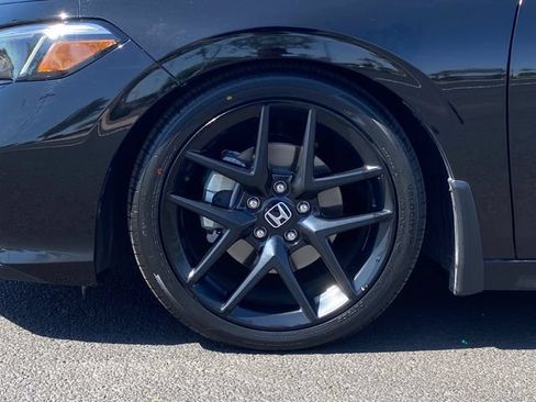 Used 2025 Honda Civic Sport image 8