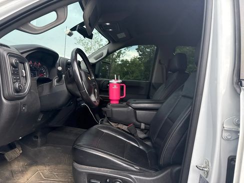 Used 2021 Chevrolet Silverado 2500 LT w/ Convenience Package AWD/4WD image 5