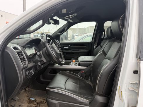 Used 2021 RAM 2500 Laramie w/ Night Edition image 7