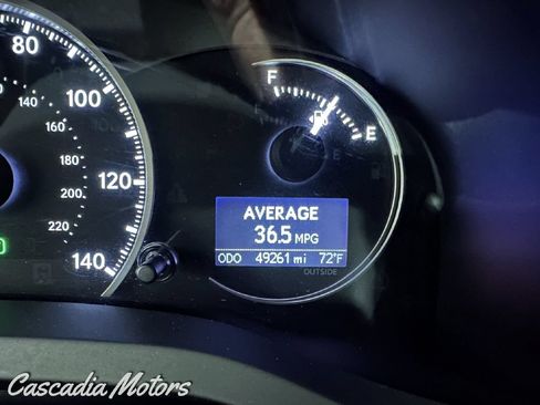 Used 2015 Lexus CT 200h w/ Seat Comfort Package FWD image 15